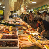 【八食センター】