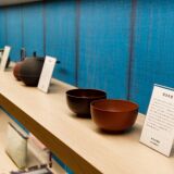 【八戸を感じるフロントロビー】