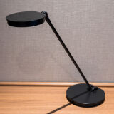 Desk lamp