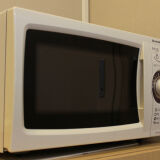 microwave oven