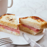 【朝食】1階カフェ