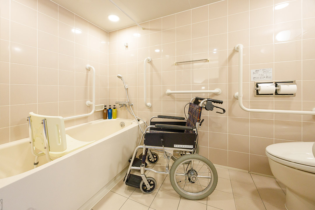 ユニバーサルツイン