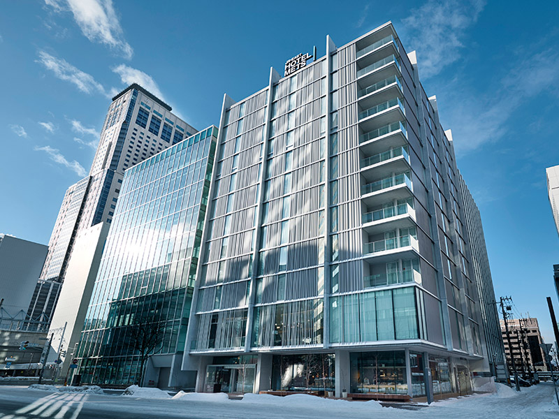 毗邻车站,地理位置优越